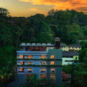 4* Hotel Serene